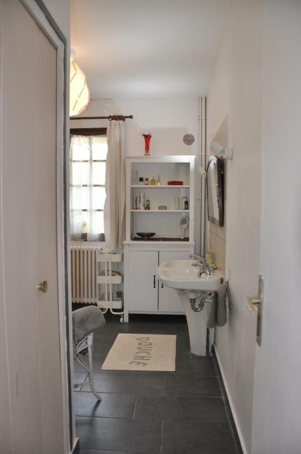 Chez Cyril Et VI Apartment Saint-Règle Exterior foto